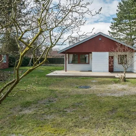 Holiday home In With 2 Bedrooms Ebeltoft